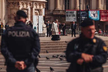 Milan, İtalya - Haziran 2023: Silvio Berlusconi 'nin Milano Katedrali, Duomo' da devlet cenazesi