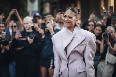 Milano, İtalya - 23 Eylül 2023: Milano Moda Haftasında Attico İçin Elodie