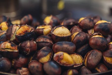 Milano 'da kavrulmuş kestane.