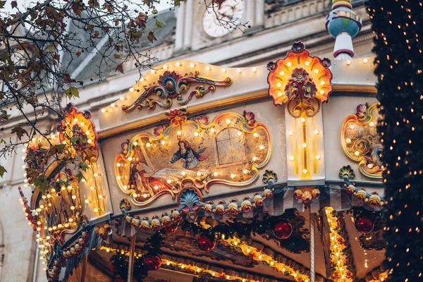 Luxembourg City December 2023 Ονειρεμένο Καρουζέλ Κοντά Στις Χριστουγεννιάτικες Αγορές Royalty Free Φωτογραφίες Αρχείου