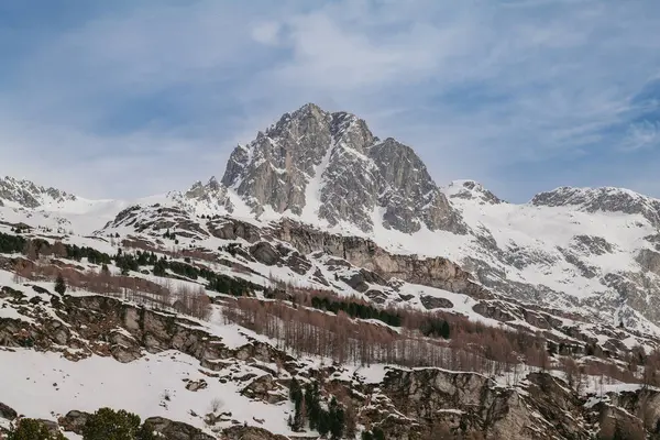 Saint Moritz Zwitserland Maart 2024 Adembenemende Bergen Bedekt Met Sneeuw — Stockfoto