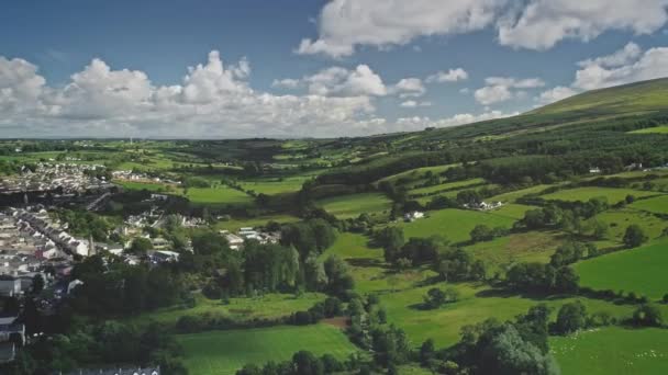 Timelapse Ireland Cityscape Aerial View White Houses Roads Ways Irish — стокове відео