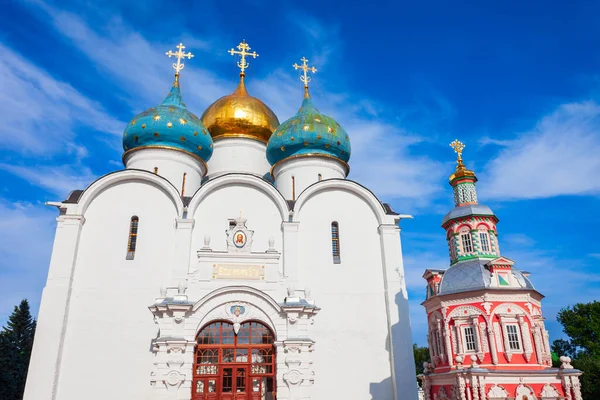 러시아의 세르기 포사드시에 세르지오의 트리니티 라브라 수도원 — 스톡 사진