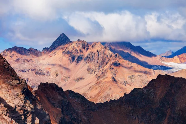 브루스 러시아와 유럽에서 산봉우리 — 스톡 사진