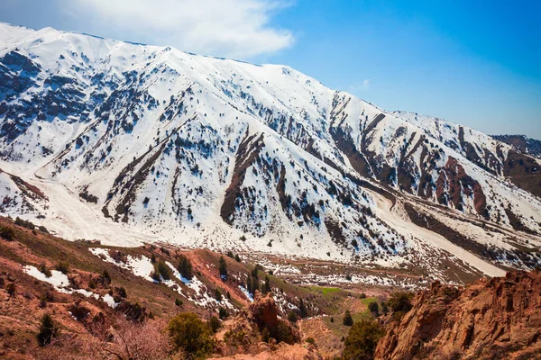Montaña Chimgan Cordillera Tian Shan Cerca Ciudad Taskent Uzbekistán Primavera — Foto de Stock
