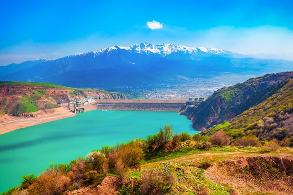 Lago Charvak Chorvoq Embalse Agua Región Chimgan Tian Shan Cordillera — Foto de Stock