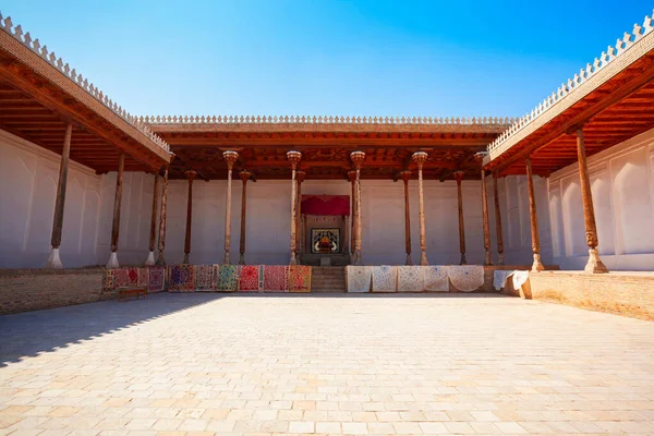 Палац Емірів Всередині Ковчега Бухари Стародавньої Фортеці Розташованої Місті Бухара — стокове фото