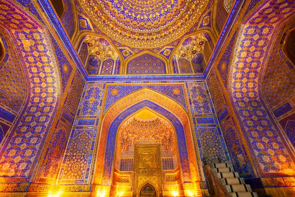 Samarkand Usbekistan April 2021 Registan Tilya Kori Madrasah Mosaikmuster Design — Stockfoto