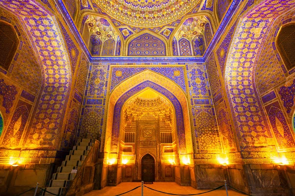 Samarcanda Uzbekistán Abril 2021 Registan Tilya Kori Madrasah Mosaic Pattern — Foto de Stock