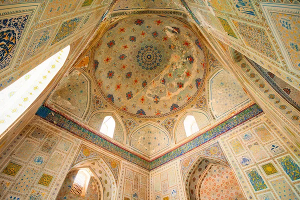 Шахрисабз Узбекистан Апреля 2021 Года Дизайн Интерьера Мечети Кок Гумбаз — стоковое фото