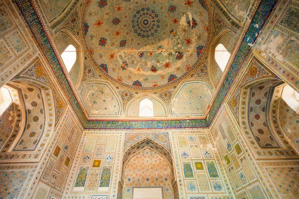 Shahrisabz Usbekistan April 2021 Musterdekoration Der Kok Gumbaz Moschee Shahrisabz — Stockfoto