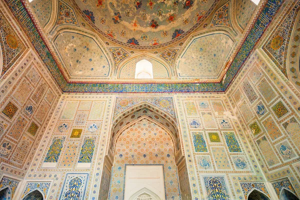 Шахрисабз Узбекистан Апреля 2021 Года Дизайн Интерьера Мечети Кок Гумбаз — стоковое фото