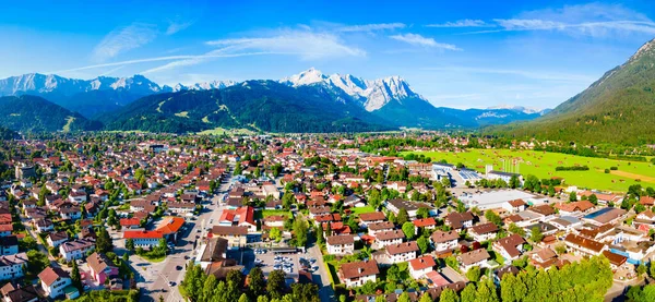 Garmisch Partenkirchen Zugspitze Mountain Aerial Panoramic View Garmisch Partenkirchen Alpine — Stock Photo, Image