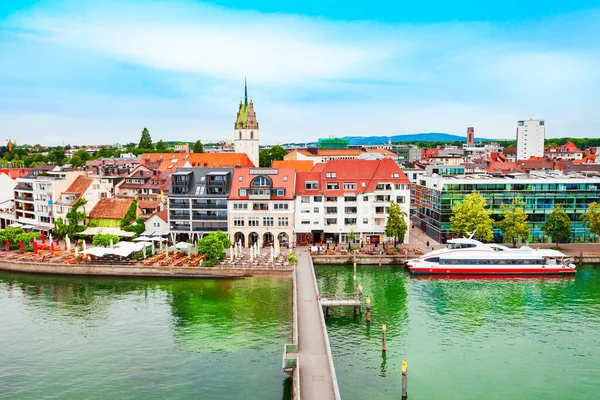 Friedrichshafen 파노라마 Friedrichshafen은 바이에른의 콘스탄스 Lake Constance 해안에 위치한 도시입니다 — 스톡 사진