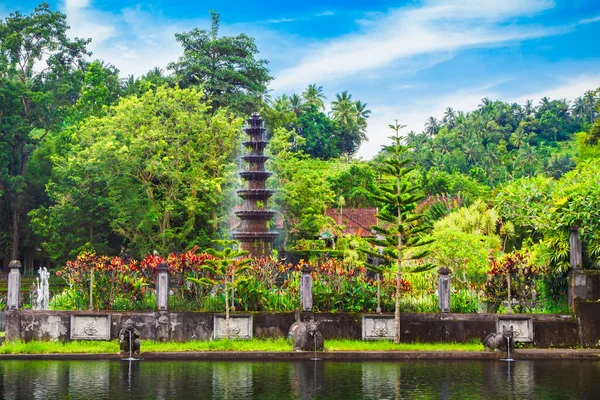 Parco Acquatico Tirta Gangga Nell Isola Bali Indonesia — Foto Stock