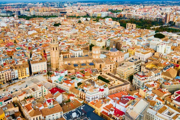 バレンシア市の空中パノラマビュー バレンシアはスペインで3番目に人口の多い自治体です — ストック写真