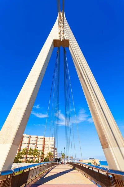 Fuengirola Španělsko Října 2021 Puente Armada Pěší Lanový Most Městě — Stock fotografie