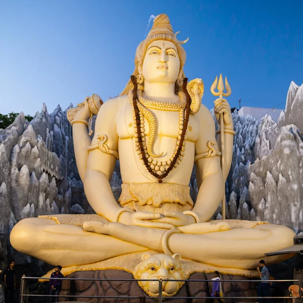 Estátua Lord Shiva Templo Shivoham Shiva Localizado Cidade Bangalore Karnataka — Fotografia de Stock