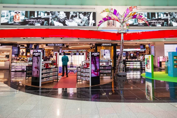Dubai Sae Březen 2019 Obchod Parfémy Bezcelním Pásmu Dubajském Mezinárodním — Stock fotografie