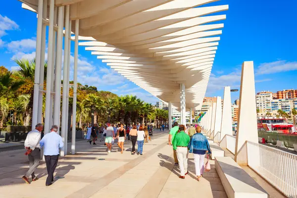 Malaga Spanien Oktober 2021 Paseo Del Muelle Uno Ist Eine lizenzfreie Stockfotos