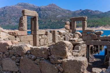 Old ruins of Vilarinho das Furnas, was a village, located in Campo de Geres, Terras de Bouro, on margins of River Homem, in 1972, it was intentionally submerged.