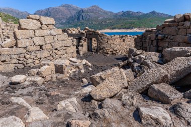 Old ruins of Vilarinho das Furnas, was a village, located in Campo de Geres, Terras de Bouro, on margins of River Homem, in 1972, it was intentionally submerged.