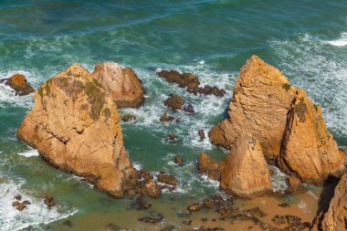 Praia da Ursa (Ursa Sahili), Portekiz, Lizbon yakınlarındaki Sintra 'da.