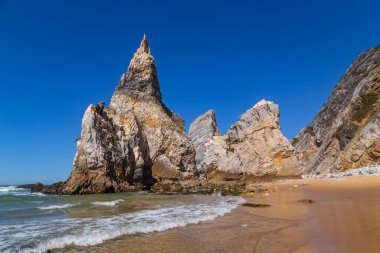 Praia da Ursa (Ursa Sahili), Portekiz, Lizbon yakınlarındaki Sintra 'da.