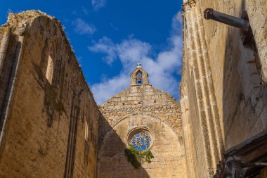 16. yüzyıl manastır San Anton - Castrojeriz, Kastilya ve Leon, İspanya muhteşem kalıntıları