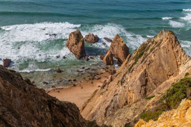 Praia da Ursa (Ursa Sahili), Portekiz, Lizbon yakınlarındaki Sintra 'da.
