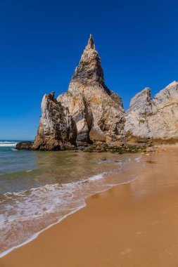 Praia da Ursa (Ursa Sahili), Portekiz, Lizbon yakınlarındaki Sintra 'da.