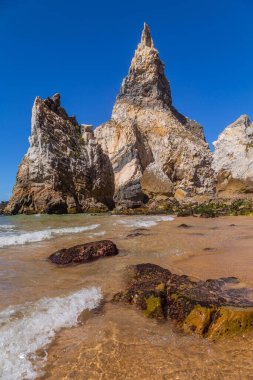 Praia da Ursa (Ursa Sahili), Portekiz, Lizbon yakınlarındaki Sintra 'da.