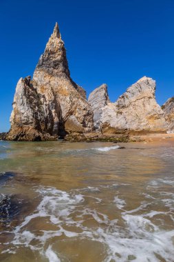 Praia da Ursa (Ursa Sahili), Portekiz, Lizbon yakınlarındaki Sintra 'da.