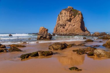 Praia da Ursa (Ursa Sahili), Portekiz, Lizbon yakınlarındaki Sintra 'da.