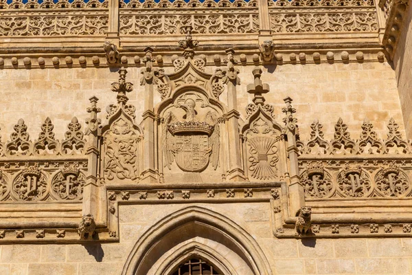 Gótikus Címer Reneszánsz Homlokzatán Bejárat Királyi Kápolna Granada Andalúzia Spanyolország — Stock Fotó