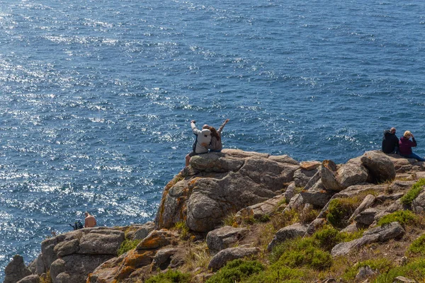 Finisterra, İspanya: Cape Finisterre, La Coruna, İspanya manzarası. Avrupa 'nın en batı noktası ve Santiago' ya giden hacı yolunun sonu.