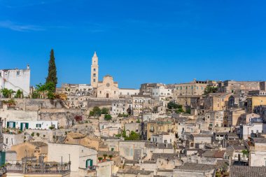 Matera, İtalya: Antik Unesco mirası Matera (Sassi di Matera), Basilicata, güney İtalya. Tarih öncesi mağara evleri
