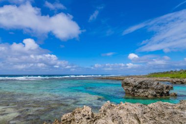Vanuatu 'daki Efate Adası' nda sahil, Port Vila yakınlarında. Doğu kıyısında ünlü bir plaj.