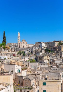 Eski Matera kasabası (Sassi di Matera), Basilicata, güney İtalya. Tarih öncesi mağara evleri