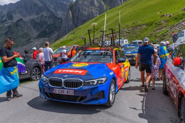 Col du Tourmalet, Fransa: Fransa 2023 Fransa Bisiklet Turu 'nun 6. Aşaması sırasında Pyerenees dağlarındaki Col du Tourmalet' in tepesindeki karavan vagonu