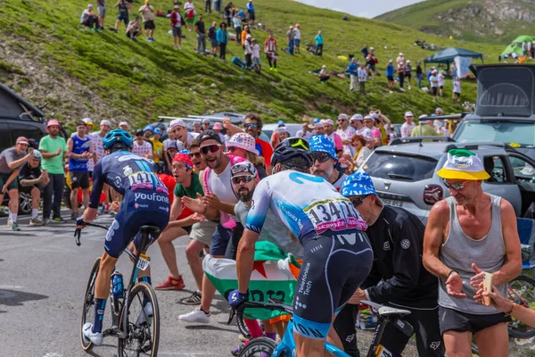 Col Tourmalet Γαλλία Gorka Izagirre Και Romain Bardet Climbig Δρόμος — Φωτογραφία Αρχείου