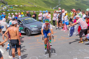 Col du Tourmalet, Fransa: Valentin Ferron Pyerenees dağlarındaki Col du Tourmalet yoluna çıktı..