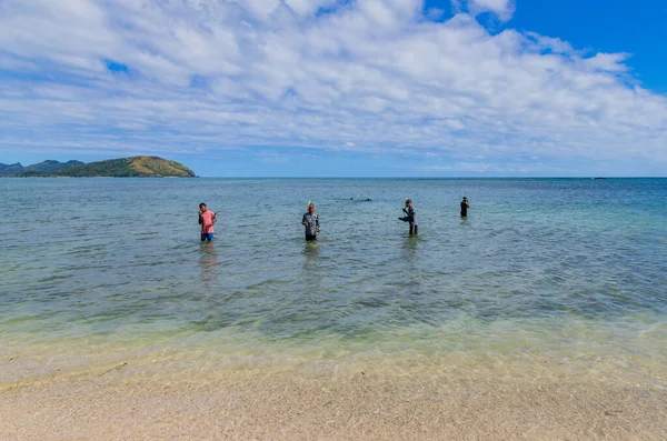 Nacula Fiji Local Kids Fishing Beach Nacula Island Fiji — Stock Photo, Image
