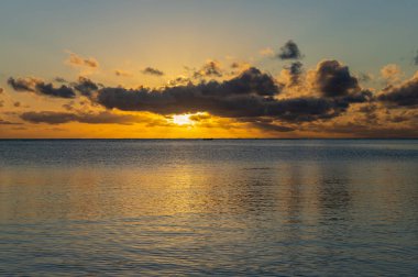 Günbatımı Blue Lagoon Beach Nacula Adası, Yasawa, Fiji