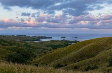 Günbatımında Nacula adasının en üst görüntüsü, Yasawa adası grubu, Fiji, Güney Pasifik adaları