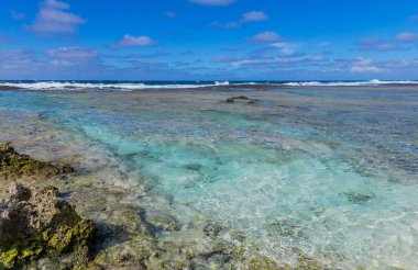Vanuatu 'daki Efate Adası' nda sahil, Port Vila yakınlarında. Doğu kıyısında ünlü bir plaj.