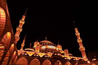 İstanbul, Türkiye 'de gece Mavi Cami detayı (Sultan Ahmet Camii)