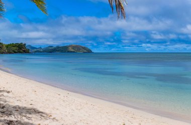 Mana Adası 'ndaki sahil, Mamanuca Adaları, Fiji