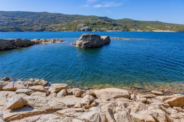 Lagoa Comprida (Uzun Göl), Portekiz 'in Serra da Estrela kentinin en büyük gölüdür..