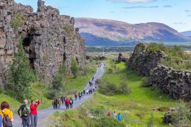 Thingvellir, İzlanda: Almannagja, Avrasya ve Kuzey Amerika plakaları arasındaki yarık vadisi, İzlanda, Thingvellir Ulusal Parkı